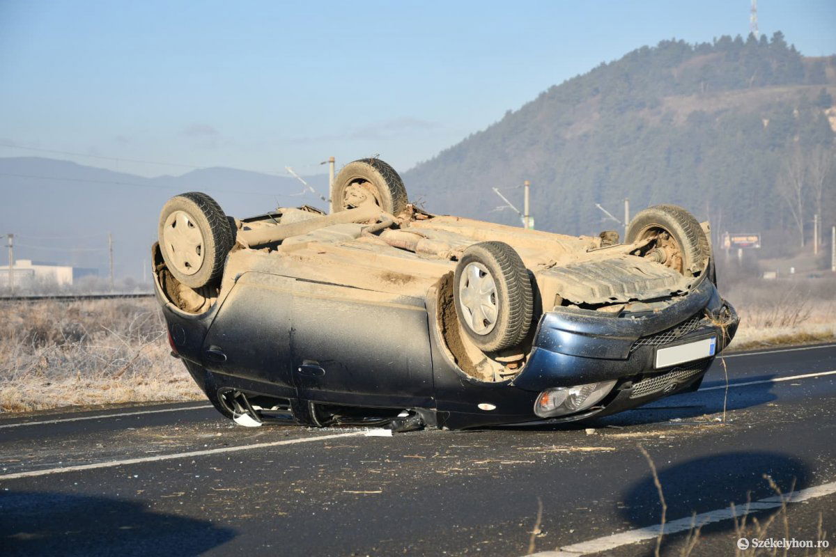 &bullet;  Fotó: Pinti Attila