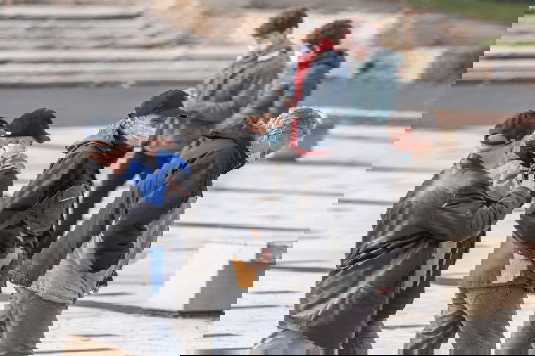 Ciucă: meghosszabbítjuk a veszélyhelyzetet, maradnak az óvintézkedések és küszöbértékek