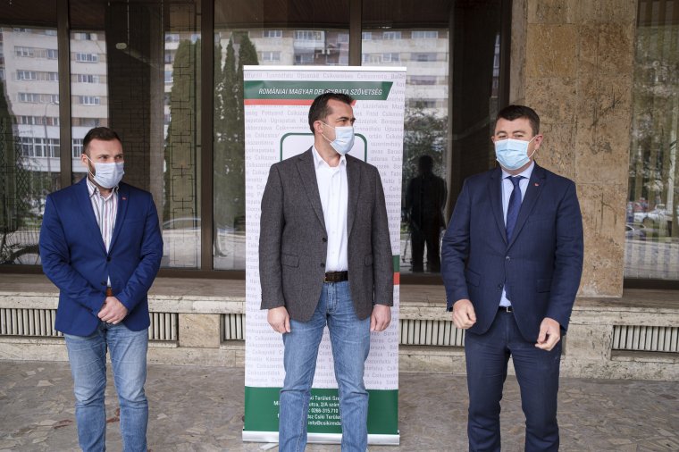 Iktatták a Hargita megyei képviselő- és szenátorjelöltek jelentkezési dossziéit