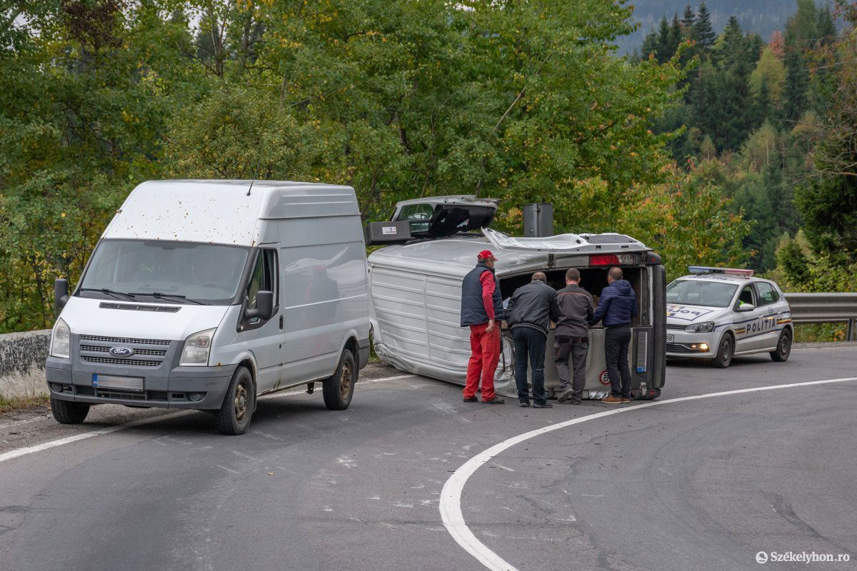 &bullet;  Fotó: Pinti Attila