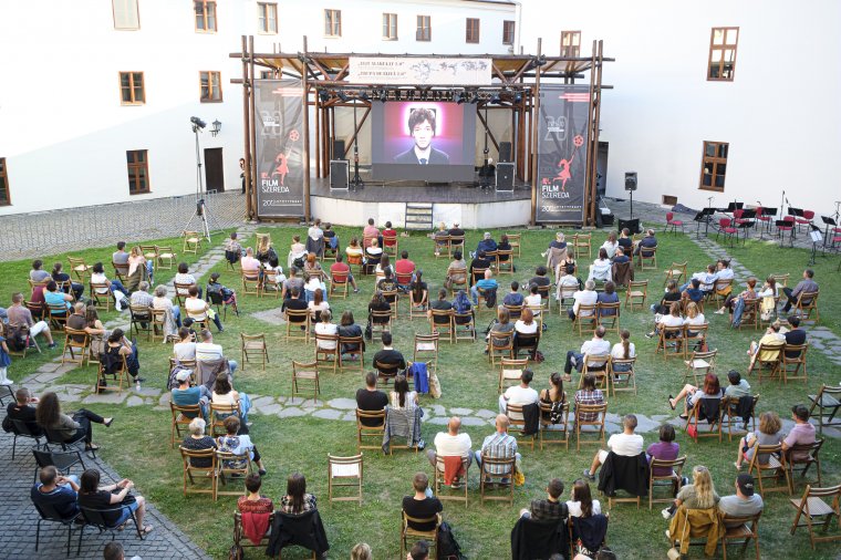 Kötelező távolságtartással és maszkviseléssel zajlik idén a Filmszereda és a Filmtettfeszt