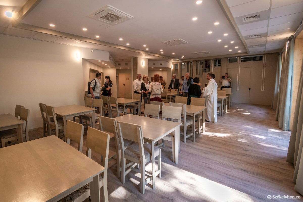 &bullet;  Fotó: Pinti Attila