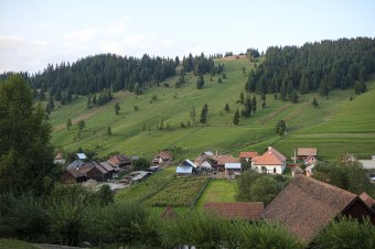 Jövőben készül el a víz- és szennyvízhálózat Gyimesközéplokon