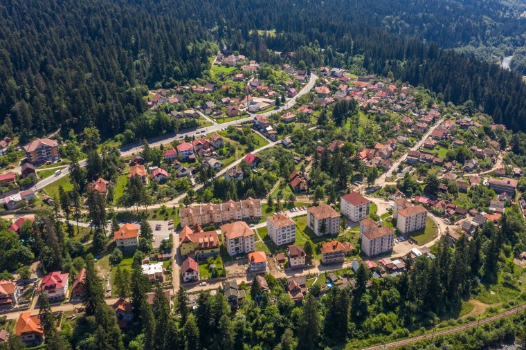 Nem félti rangját a legkisebb romániai város, kevesebb medvét és több turistát várnak Tusnádfürdőre