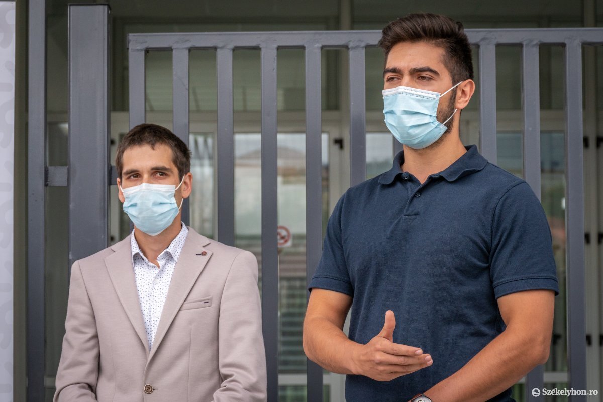 &bullet;  Fotó: Pinti Attila