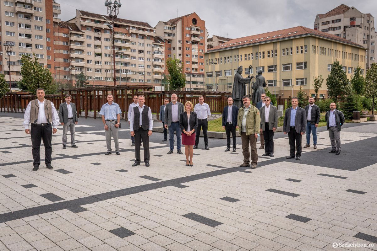 &bullet;  Fotó: Pinti Attila