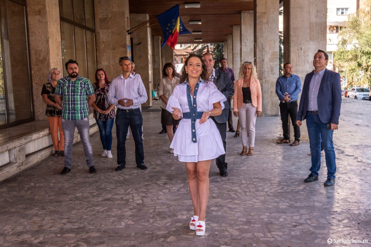 &bullet;  Fotó: Pinti Attila