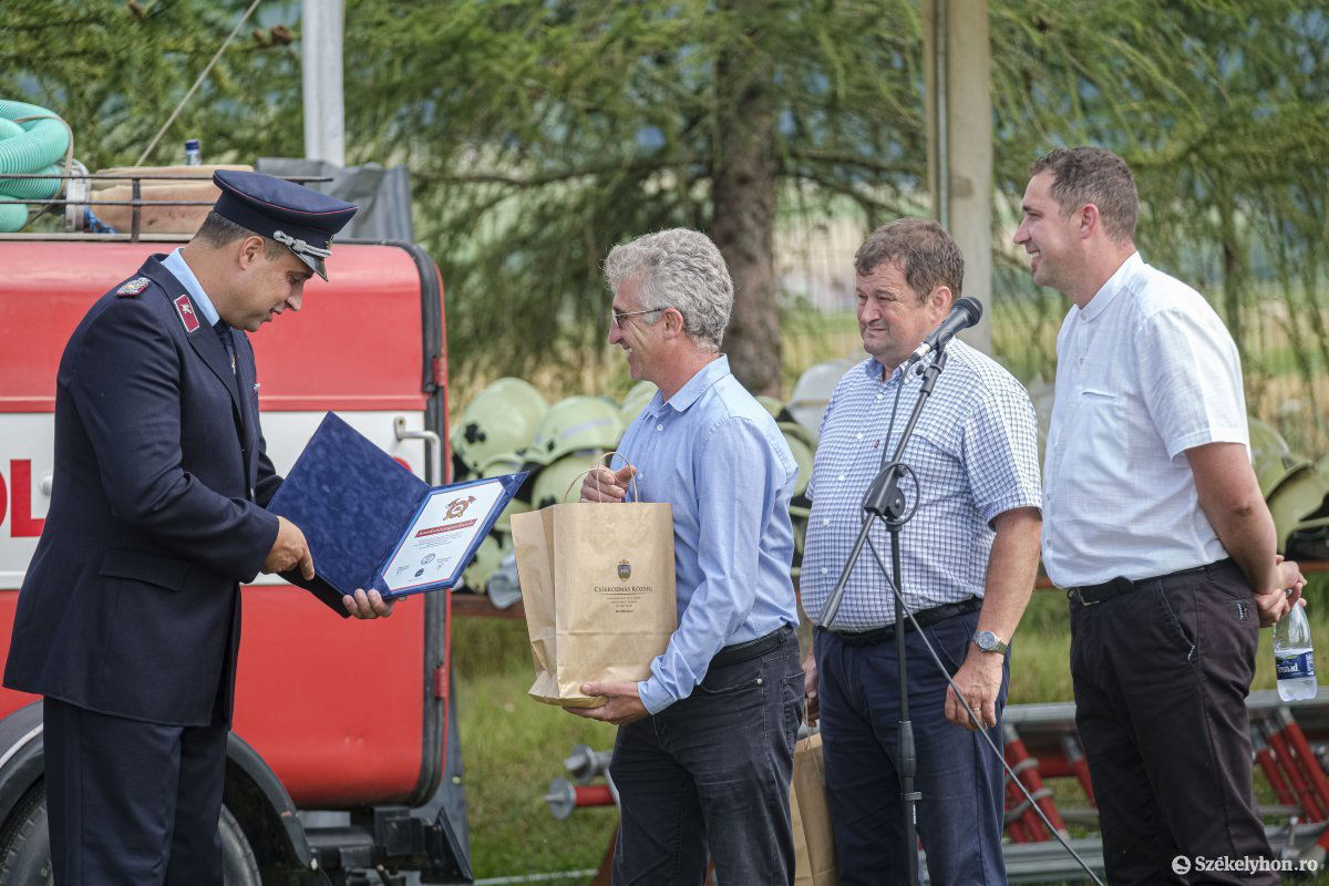 &bullet;  Fotó: Veres Nándor