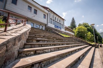 Négy székelyföldi vasútállomást is bezáratott a fogyasztóvédelem a nem megfelelő körülmények miatt