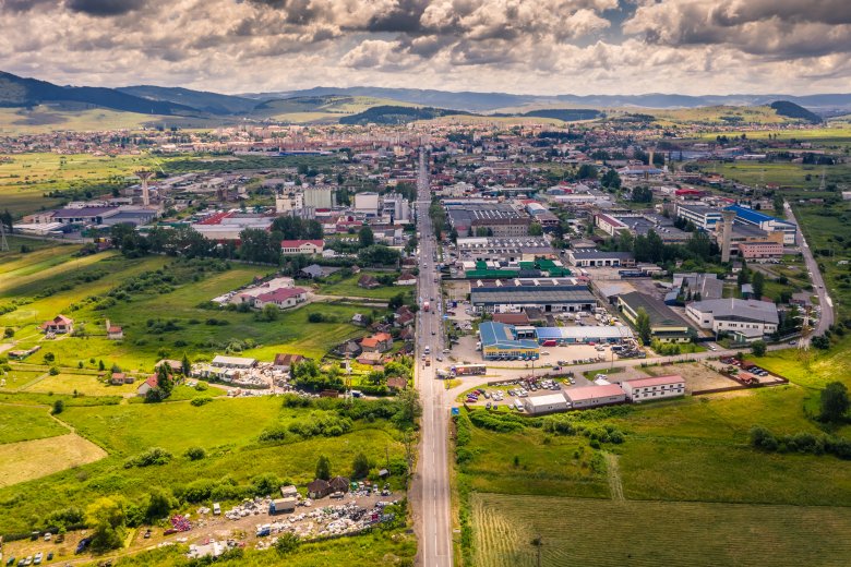 Caola-gyáregység nem, de a kőzetgyapotgyár épül Csíkszeredában