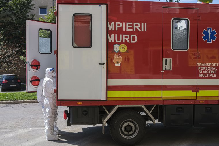 Ismét rekordot döntött az elmúlt 24 órában igazolt esetek száma