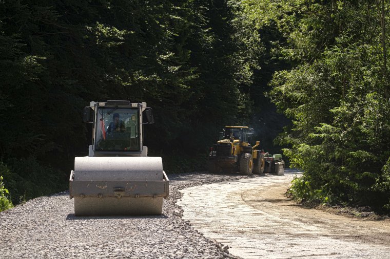 Zajlik a Hargitafürdőre vezető megyei útszakasz teljes felújítása