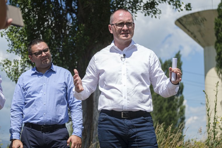 A fiatalokat is bevonná a döntéshozatali folyamatokba Korodi