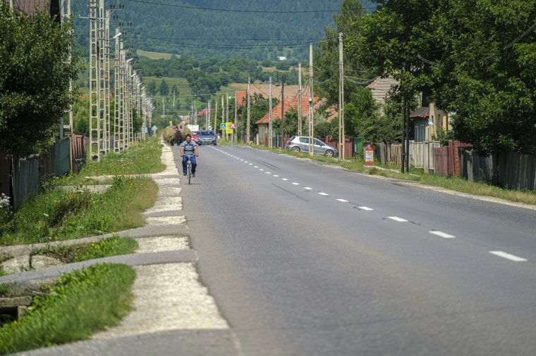 Pénz van, de nincs jelentkező a járdaépítésre