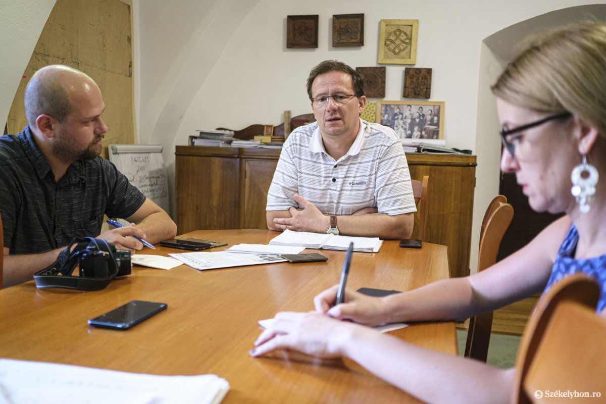 Gyarmati Zsolt szerint a beruházások, javítások és tudományos munka elvégzésére nyílt lehetőségük az elmúlt évben •  Fotó: Veres Nándor