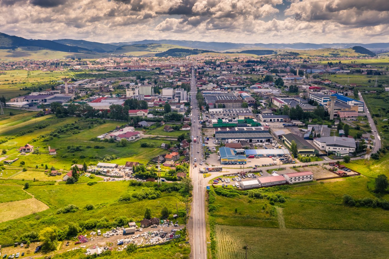 Caola-gyáregység nem, de a kőzetgyapotgyár épül Csíkszeredában