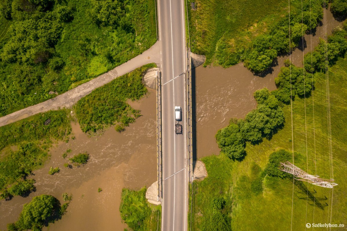 &bullet;  Fotó: Pinti Attila