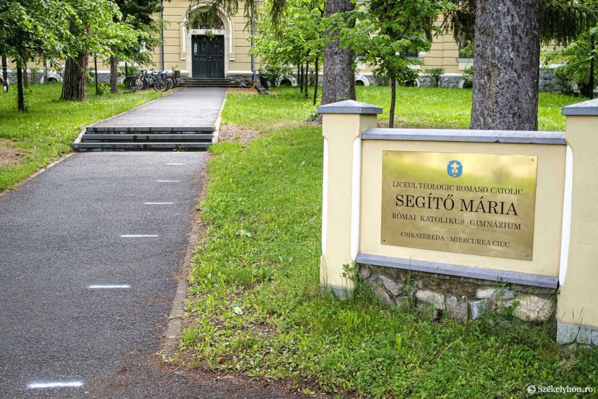 &bullet;  Fotó: Veres Nándor