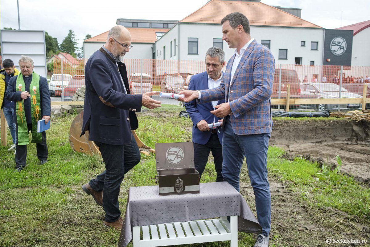 •  Fotó: Veres Nándor