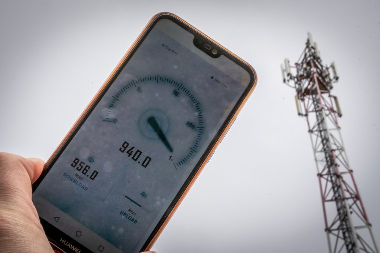 Kizárta a Huaweit az 5G távközlési hálózatok kiépítéséből Románia