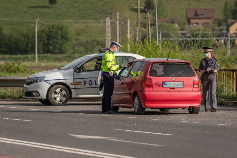 Egy nap alatt mintegy nyolcszáz sofőr jogosítványát vonták be
