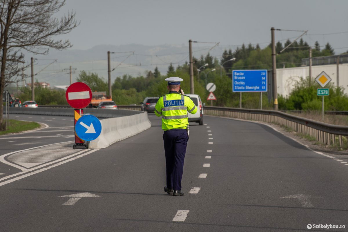 A rendőrök speciális juttatását is megnyirbálná a jogszbaály •  Fotó: Pinti Attila