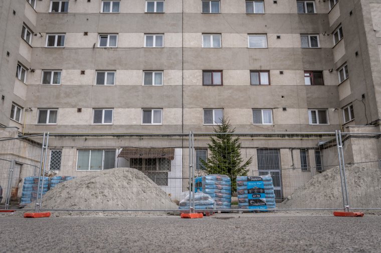 Lassítja, de nem lehetetleníti el a hőszigeteléseket a járványhelyzet