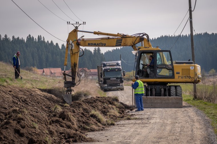 Kövezett városszéli utcákat korszerűsítenek Csíkszeredában