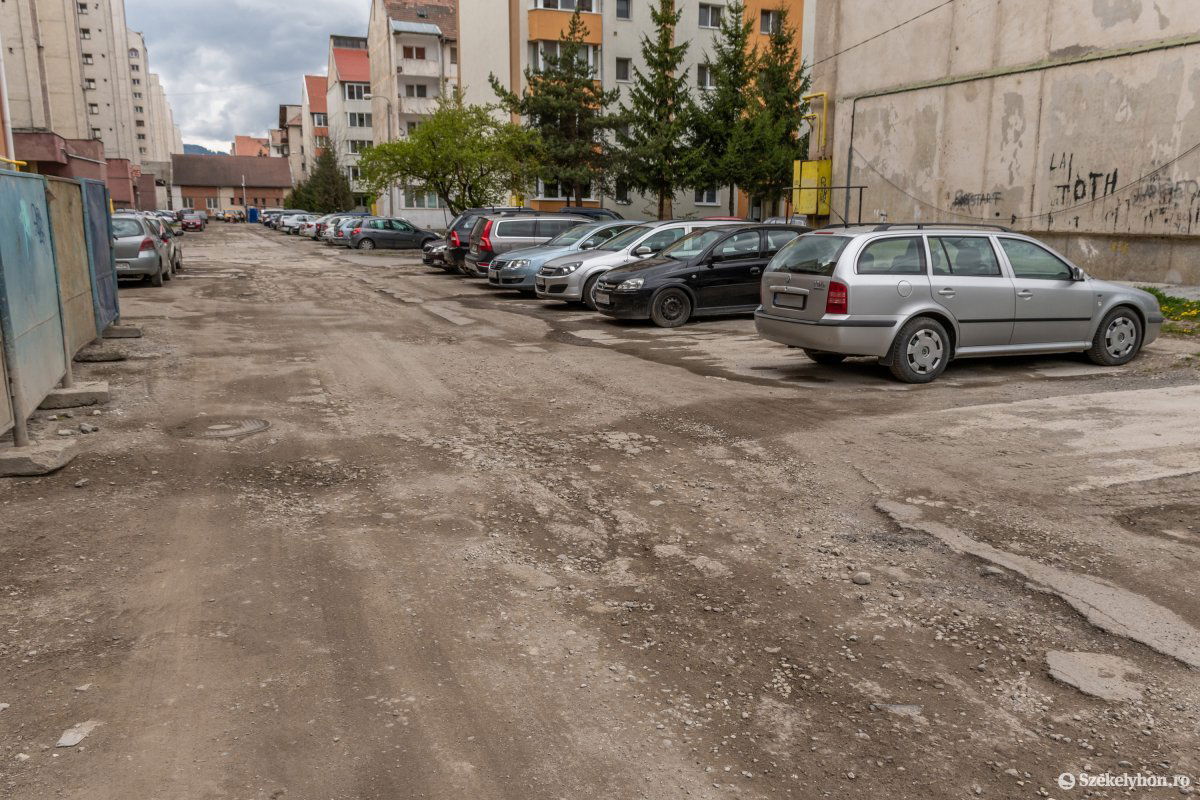 Elfogadták a lakóövezet átalakításának terveit •  Fotó: Pinti Attila