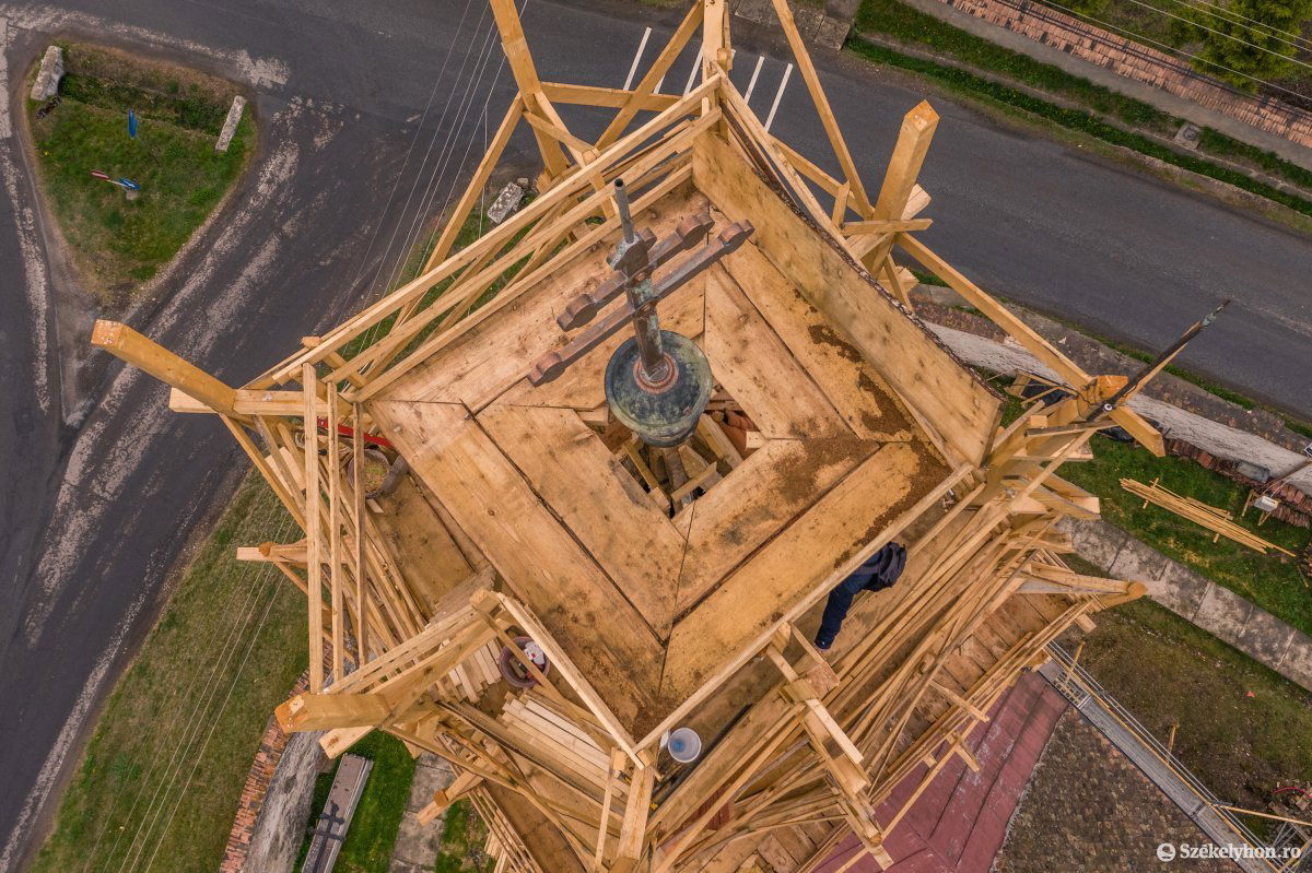 •  Fotó: Pinti Attila