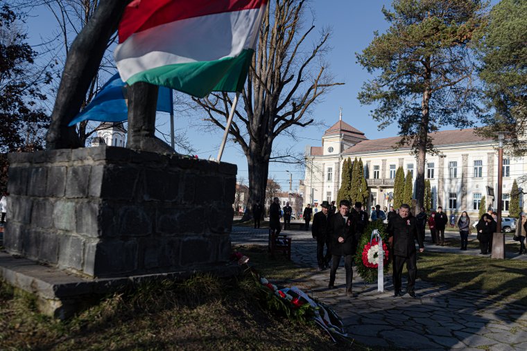 Csonka csíkszeredai megemlékezés maroknyi résztvevővel