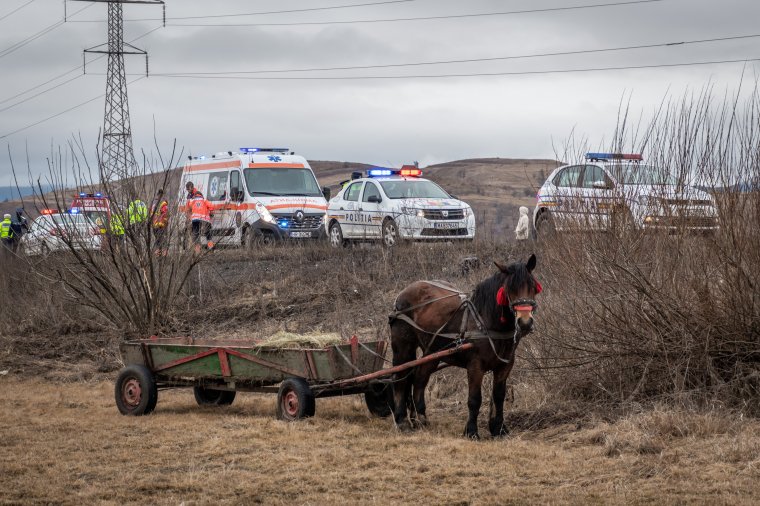 Két lovasszekér ütközött, két kiskorú megsérült