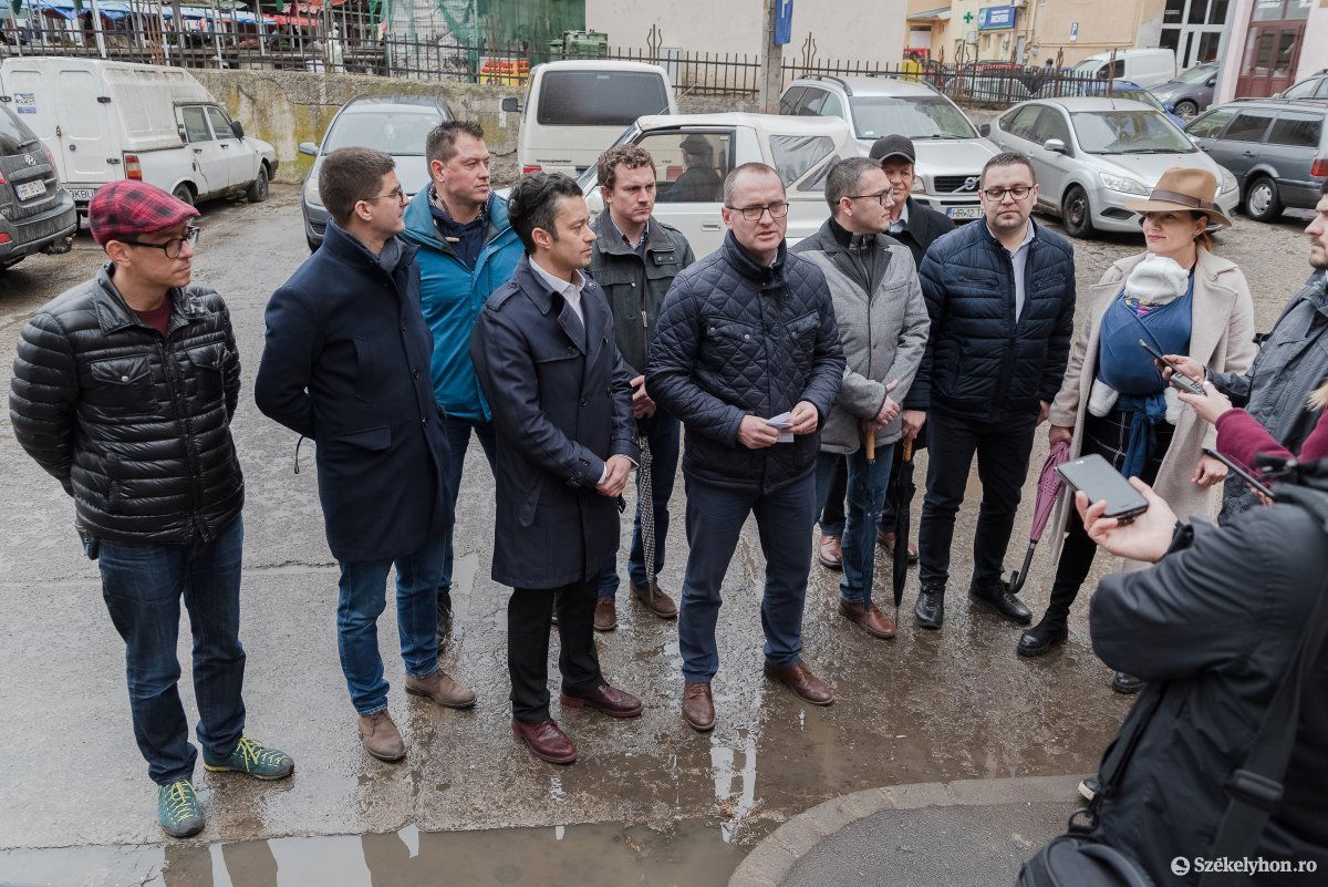 Korodi Attila értékelte az előválasztási kampányt •  Fotó: Gábos Albin