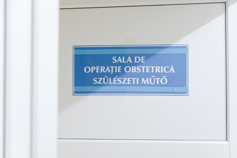 Elhunyt egy kismama és a csecsemője szülés közben Aradon, vizsgálják a tragédiát