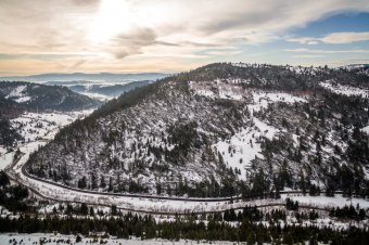 A felmelegedés mellett felerősödő szélre is számítani kell