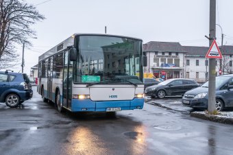 Egyértelmű visszajelzés a buszsofőröktől az ingyenes diákbérletre