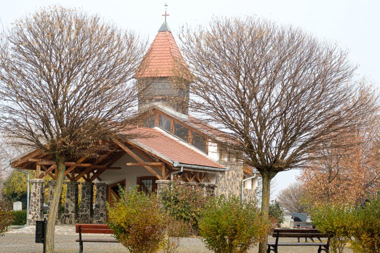 Újabb bővítésre, tágasabb ravatalozóra lesz szükség Csíkszereda legnagyobb temetőjében