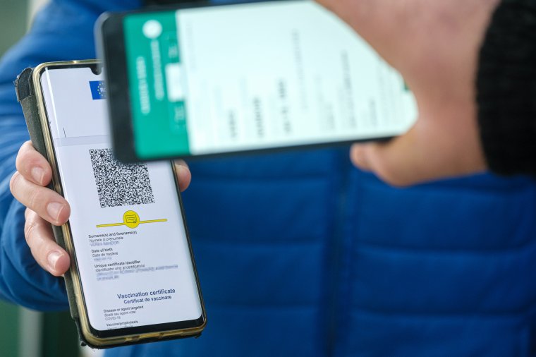Meghosszabbították a digitális Covid-igazolványok érvényességi idejét