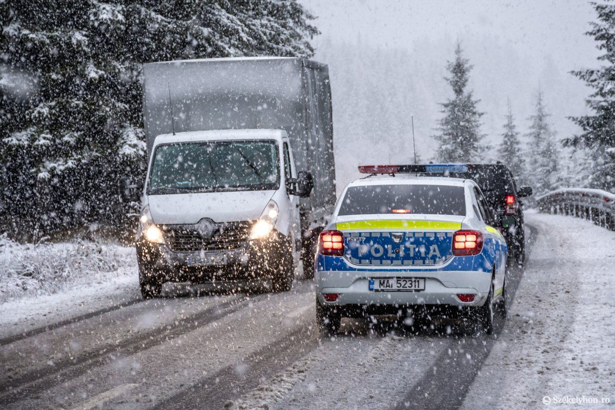 &bullet;  Fotó: Pinti Attila