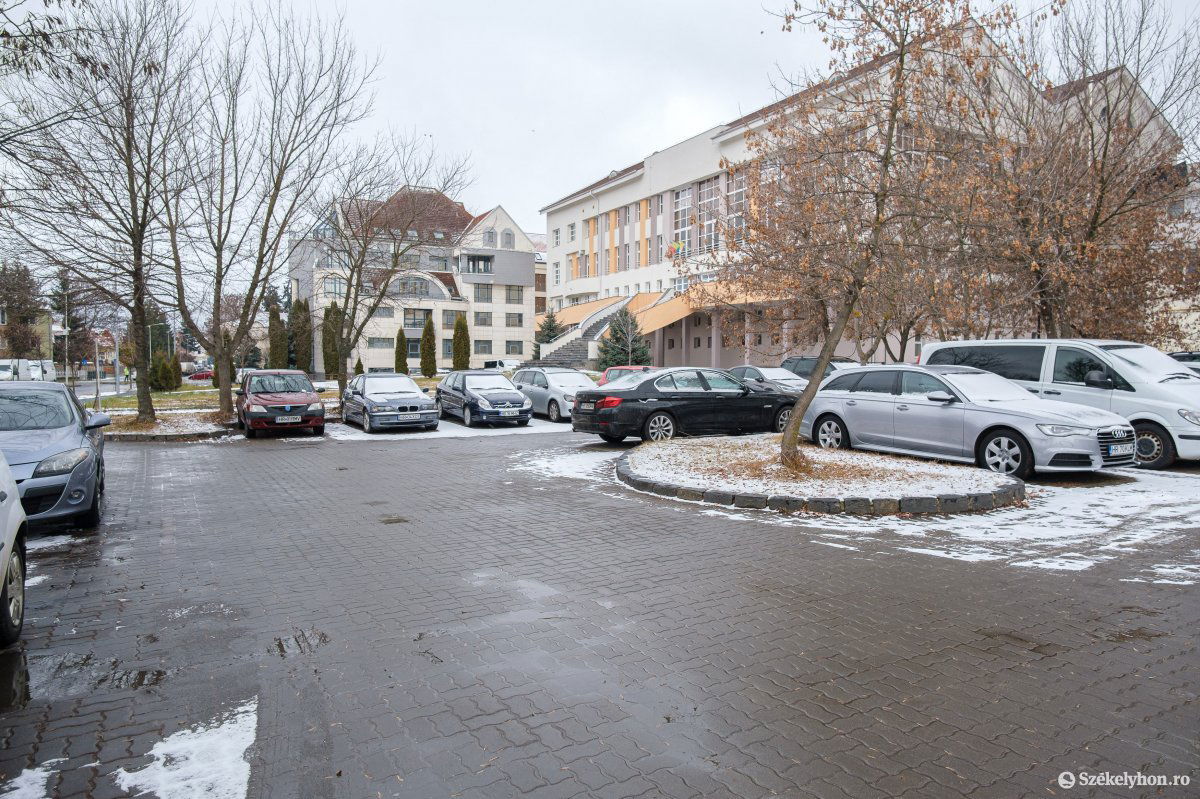 A Sapientia Egyetem mögötti parkoló lenne az egyik helyszín •  Fotó: Veres Nándor