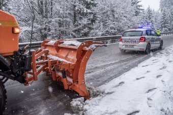 Két erdélyi megyében is fennakadásokat okozott a szélsőséges időjárás