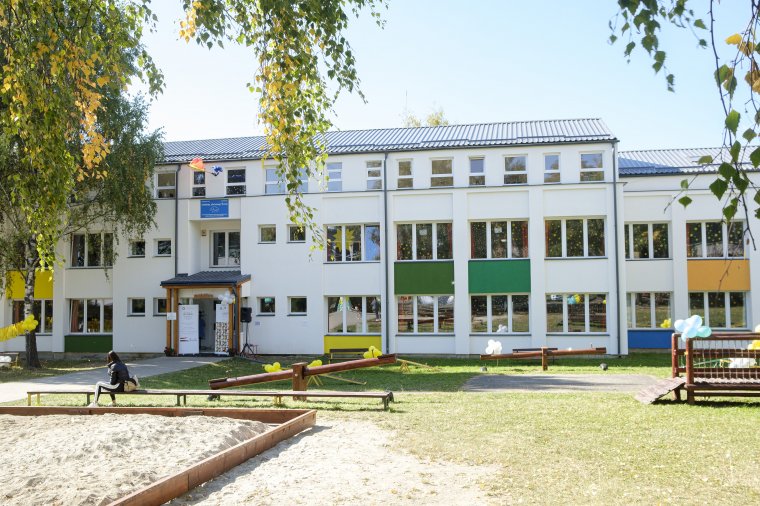 Átadták a megnagyobbított csíkszeredai Kis herceg óvodát