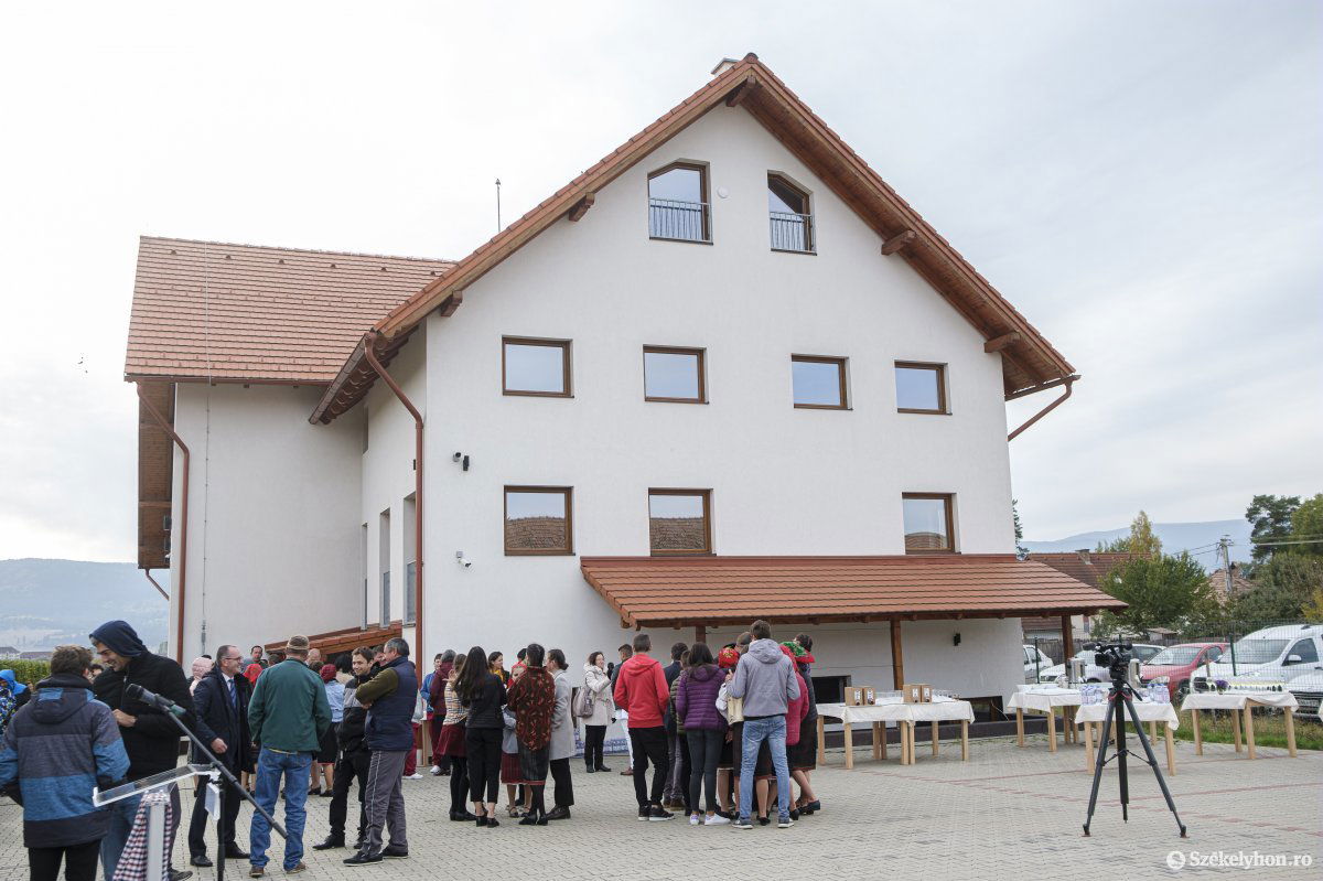 &bullet;  Fotó: Veres Nándor