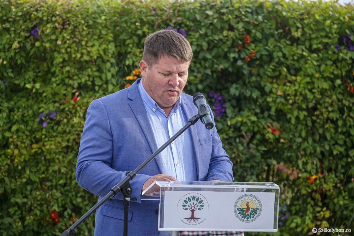 &bullet;  Fotó: Veres Nándor