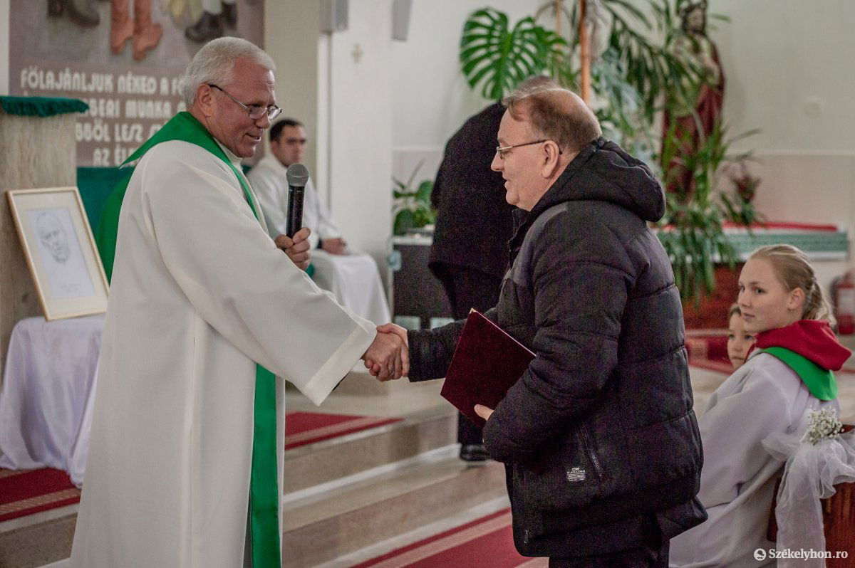 &bullet;  Fotó: Pinti Attila