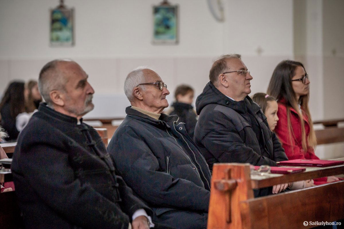 &bullet;  Fotó: Pinti Attila