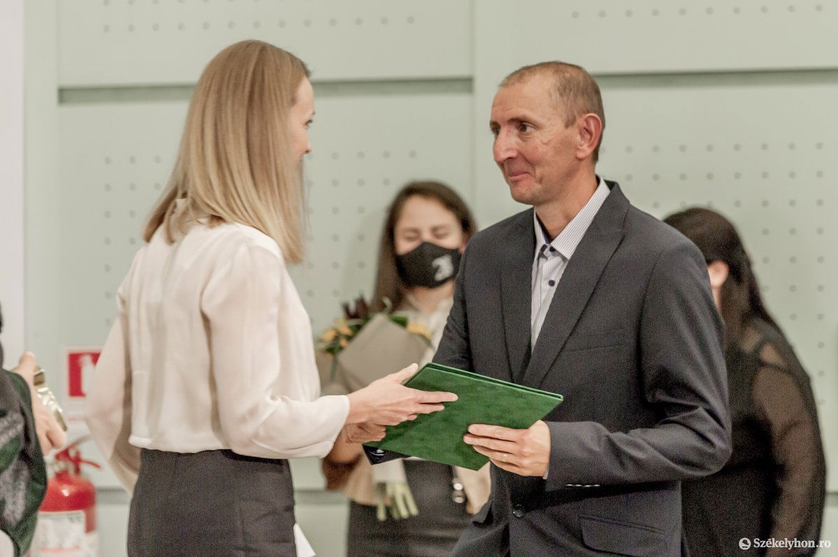 &bullet;  Fotó: Pinti Attila