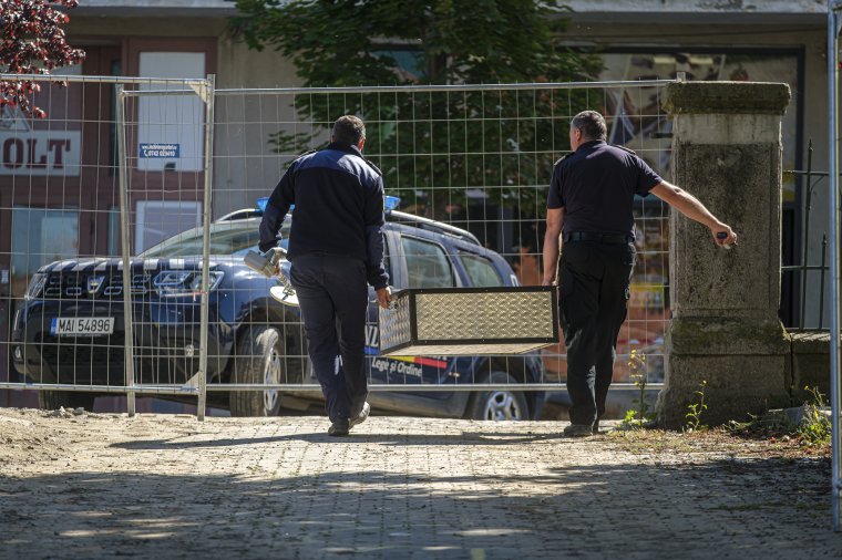 Páncéltörő lövedéket találtak egy csíkszeredai iskola udvarán