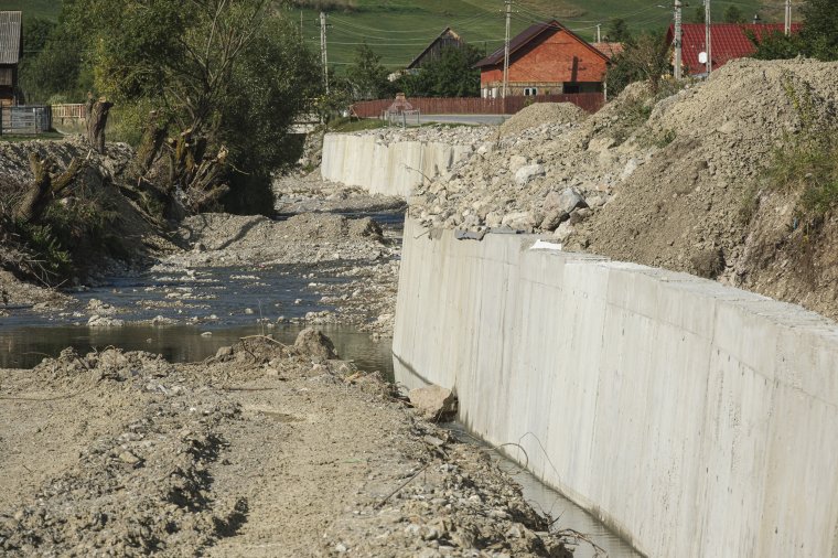 A Hidegség-patak mentén jelentős munkálatokra van még szükség   