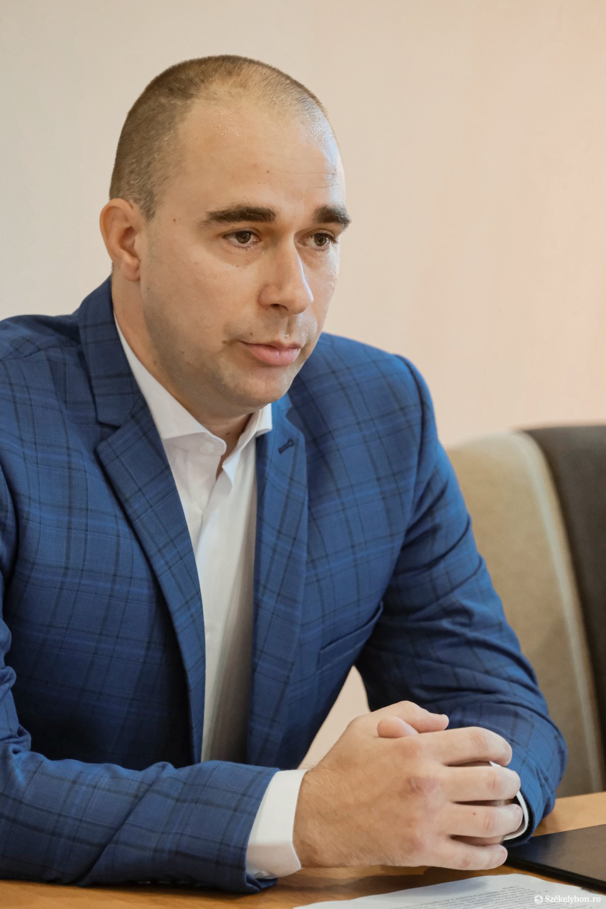 Negyvenegy fős személyi állományt igazgathat a csíkszeredai helyi rendőrség vezetője •  Fotó: Veres Nándor
